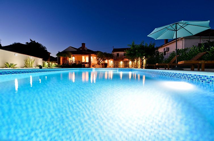 Vakantiehuis Rustica Casa Augustinus mit Pool