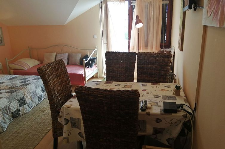 Appartement Studio-Apartment im Obergeschoss