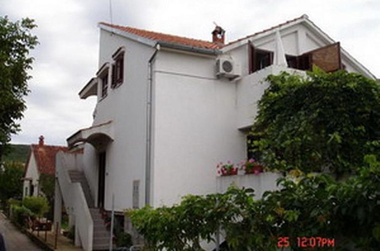 Appartement Studio-Apartment im Obergeschoss