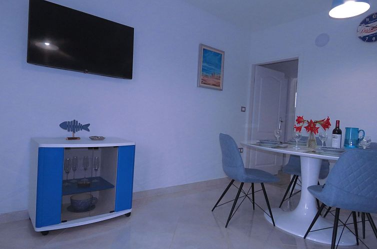 Appartement mit Terrasse