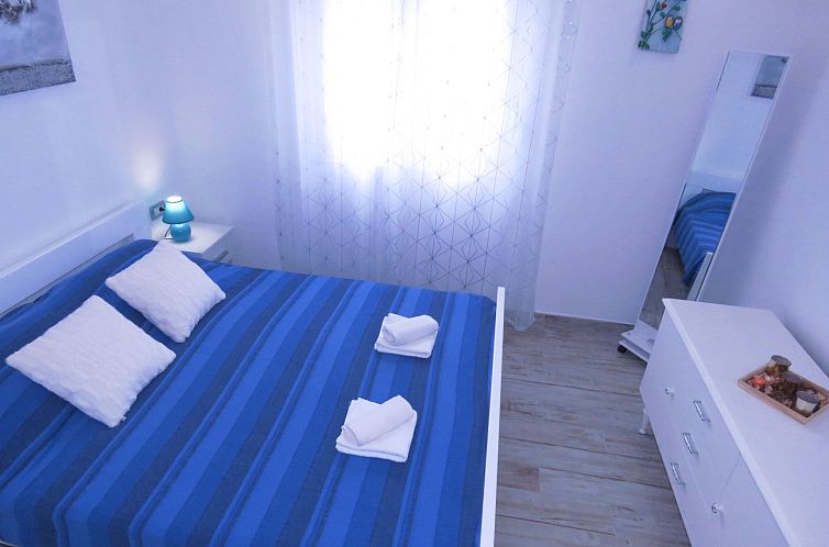 Appartement mit Terrasse