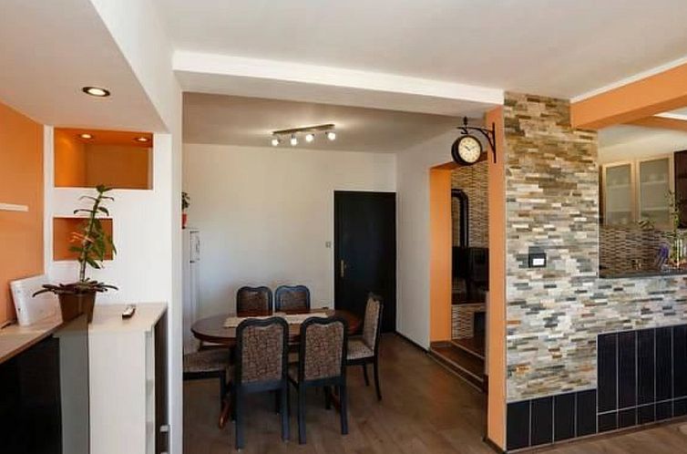 Appartement für 6 Personen ca. 120 m&sup2; in Sukošan, Adr