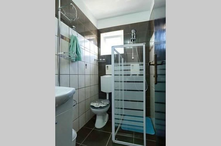 Appartement für 6 Personen ca. 120 m&sup2; in Sukošan, Adr