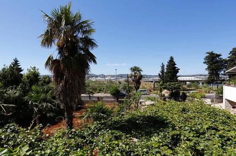 Appartement für 6 Personen ca. 120 m&sup2; in Sukošan, Adr