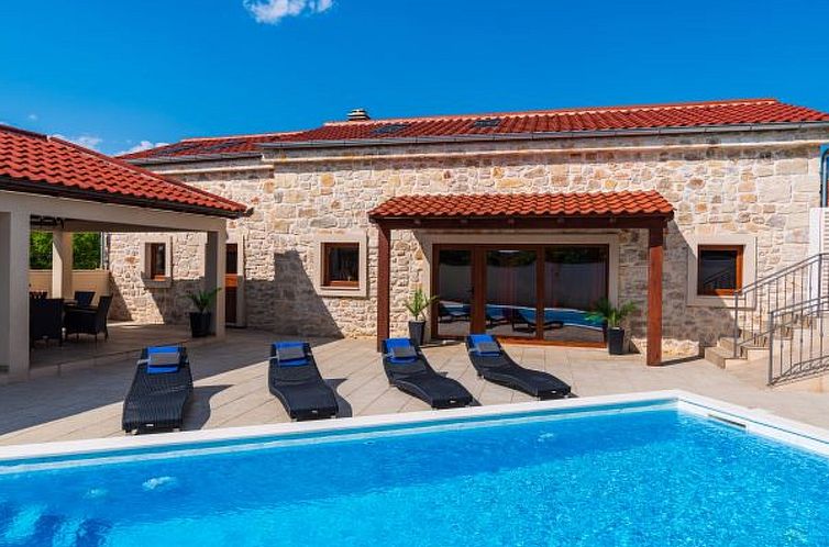 Unterkunft 10320924 - Ferienhaus Dalmatien - Vakantiehuis Villa Miandri with heated pool