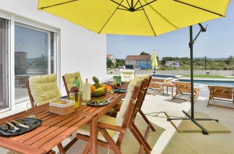 Vakantiehuis Villa Silente with pool, whirpool and sauna