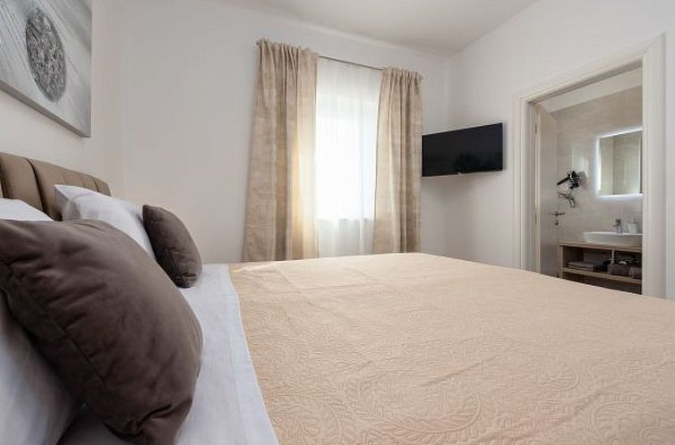 Vakantiehuis Villa Paloma with heated pool