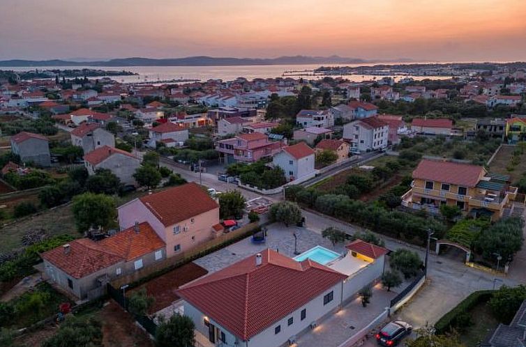 Vakantiehuis Villa Paloma with heated pool