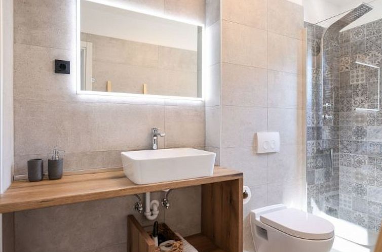 Vakantiehuis Villa Marta with heated pool and traditional ta