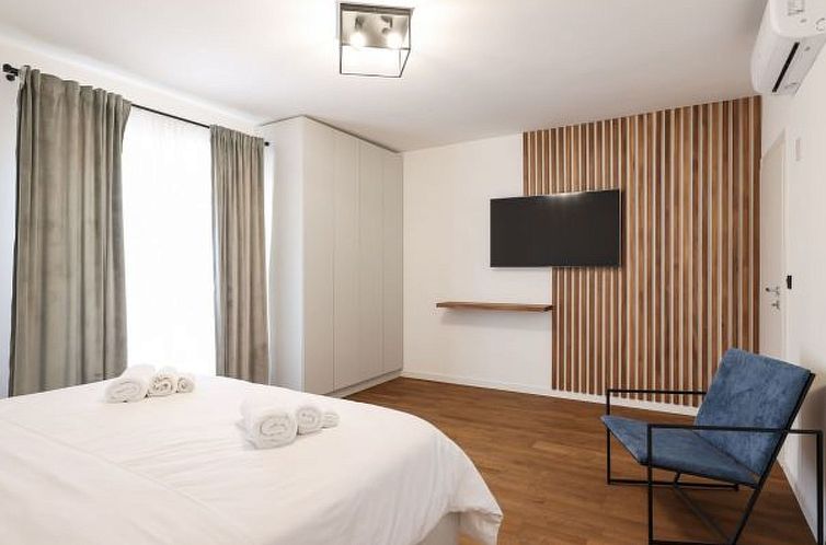 Vakantiehuis Villa Marta with heated pool and traditional ta