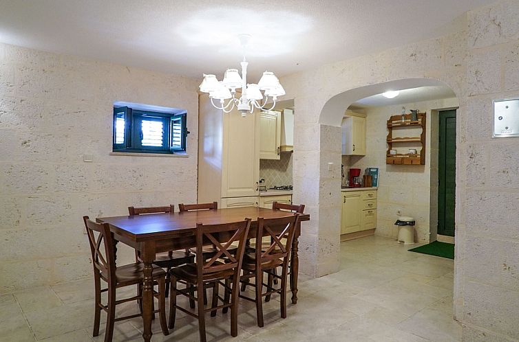 Vakantiehuis in Zagvozd mit Privatem Pool