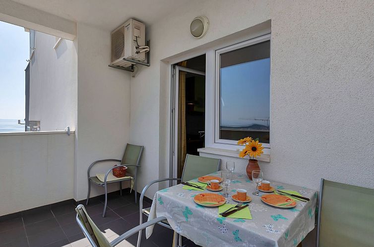 Appartement Wunderschöne Wohnung in Zelenka mit Gemeinschaf