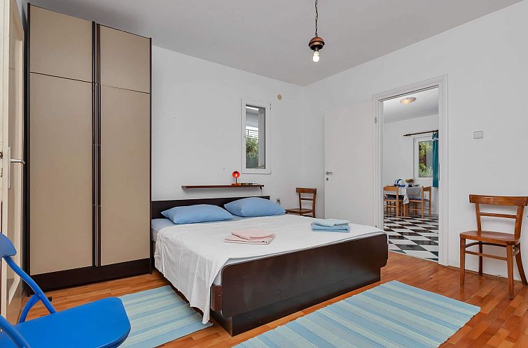 Appartement Wunderschöne Wohnung in Zelenka mit Gemeinschaf