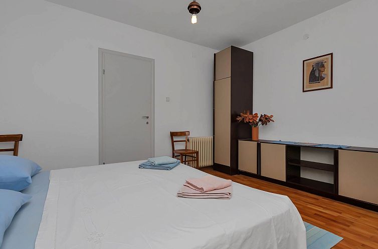 Appartement Wunderschöne Wohnung in Zelenka mit Gemeinschaf