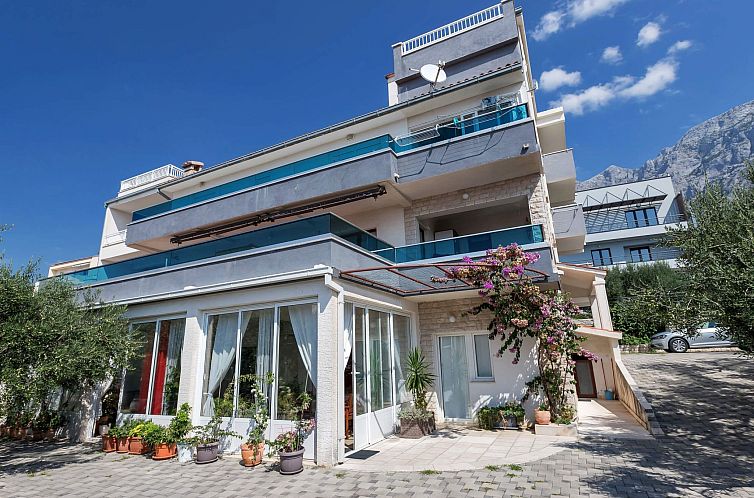 Appartement Wunderschöne Wohnung in Zelenka mit Gemeinschaf