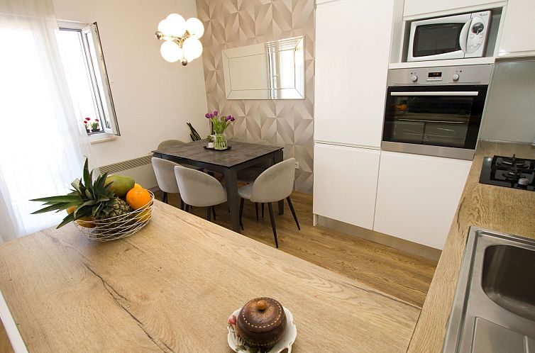 Appartement in Makarska mit Panoramablick
