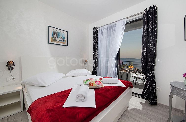 Vakantiehuis 5 Sterne Blick - Privater Pool - Luxus Villa Iv