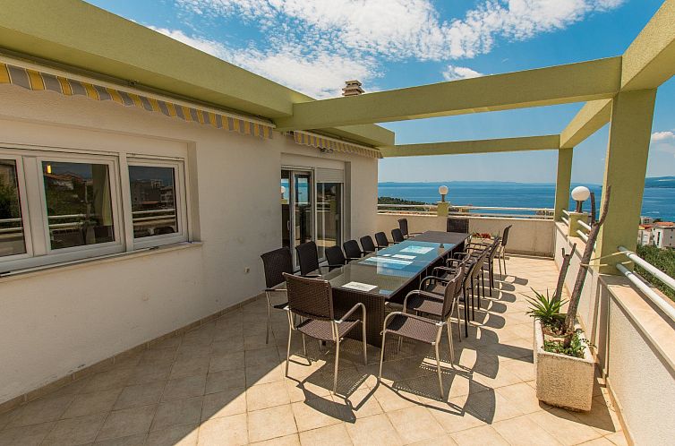 Vakantiehuis Ozzi mit privatem Pool