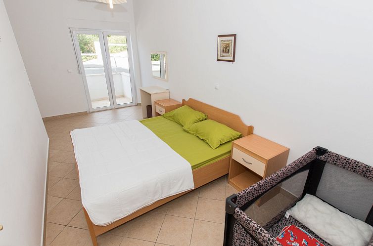 Vakantiehuis Ozzi mit privatem Pool