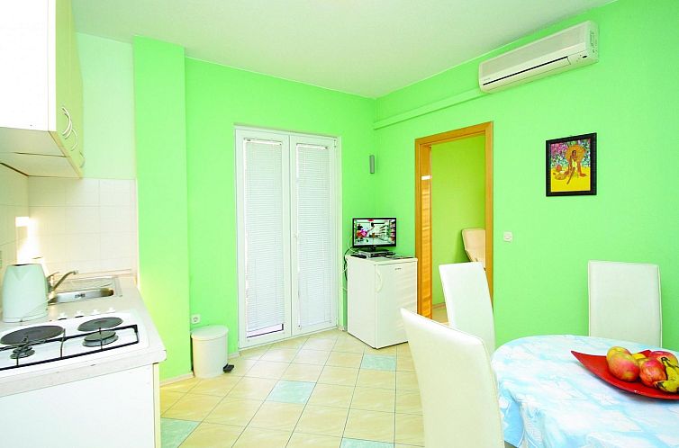 Appartement Große Wohnung in Zelenka mit Eigenem Balkon