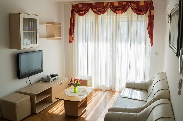 Appartement Große Wohnung in Donja Luka mit Eigenem Balkon 