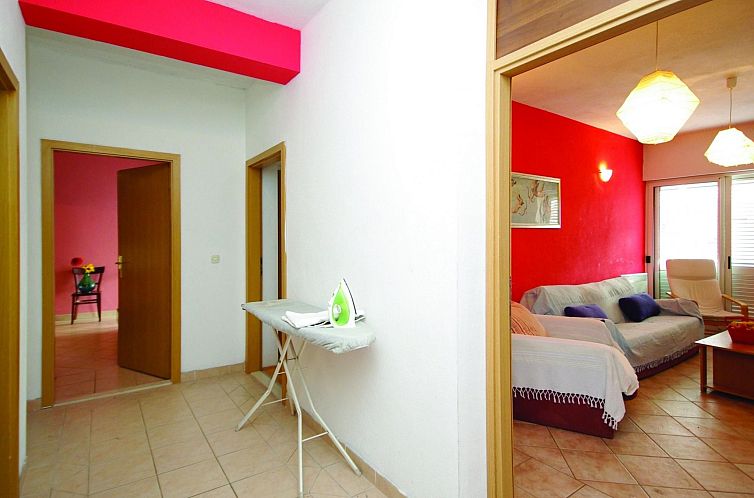 Appartement Große Wohnung in Zelenka mit Eigenem Parkplatz