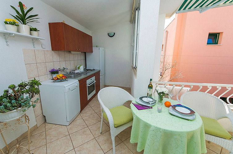 Appartement Gemütliche Ferienwohnung mit Terrasse in Bidol