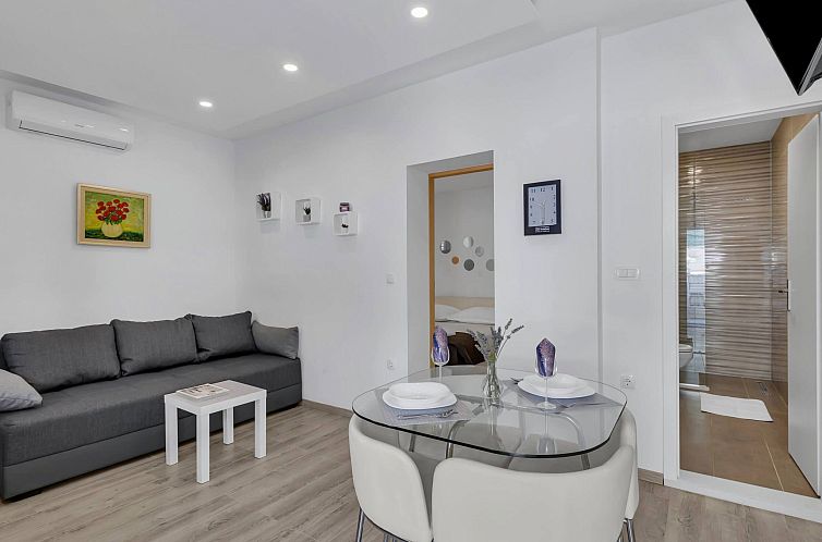Guest house 10323135 - Apartment Dalmatia - Appartement Wohnung Sunny Garden von Ana A2