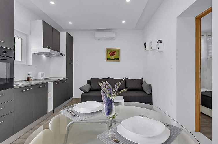 Appartement Wohnung Sunny Garden von Ana A2