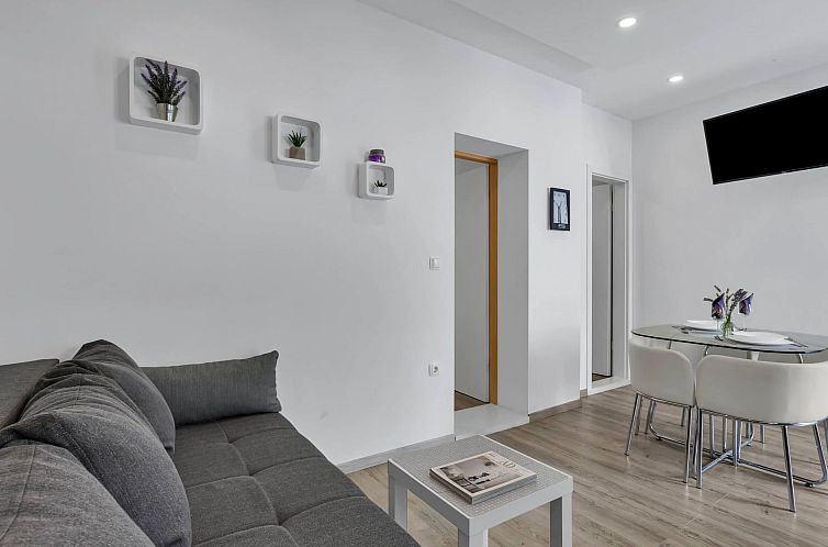 Appartement Wohnung Sunny Garden von Ana A2