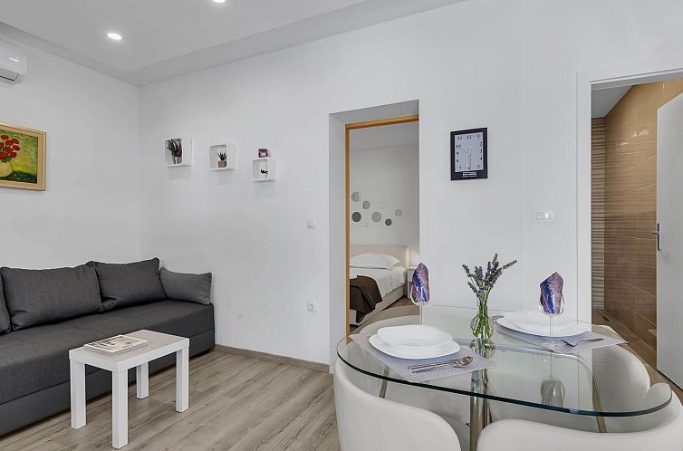 Appartement Wohnung Sunny Garden von Ana A2