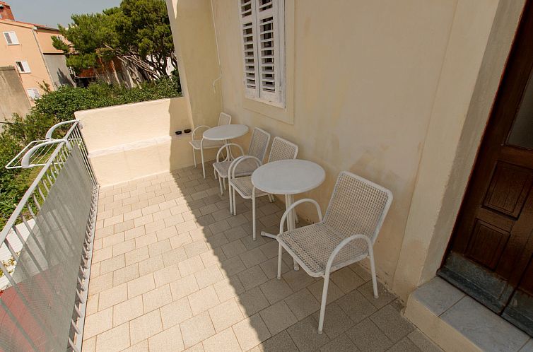 Appartement Atelier Jakov A1