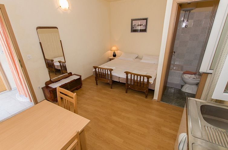 Appartement Atelier Jakov A1