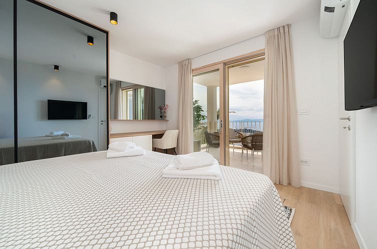 Vakantiehuis Neue Villa Adore