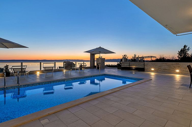 Unterkunft 10323141 - Ferienhaus Dalmatien - Vakantiehuis Villa Infinite mit Schwimmbad und Meerblick
