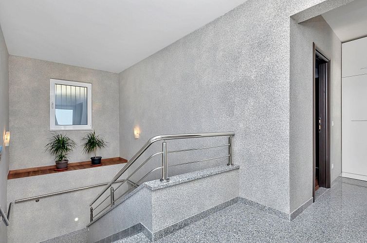 Vakantiehuis Villa Infinite mit Schwimmbad und Meerblick
