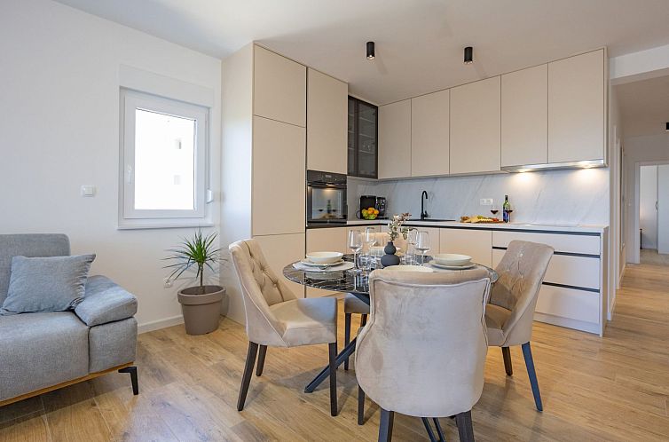 Unterkunft 10323145 - Appartement Dalmatien - Appartement Apartman Ruzmarin