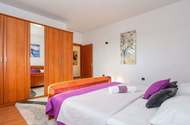 Vakantiehuis Villa Ana with large pool