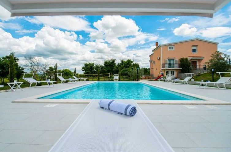 Unterkunft 10323148 - Ferienhaus Dalmatien - Vakantiehuis Luxury Villa Maria with large pool