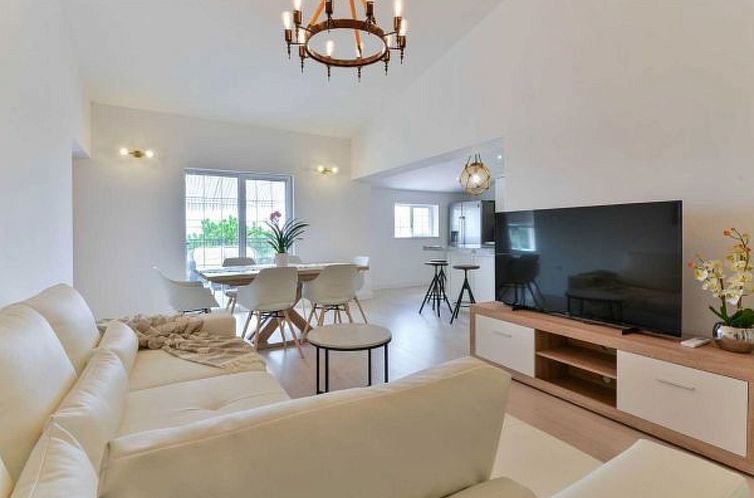 Vakantiehuis Luxury Villa Maria with large pool