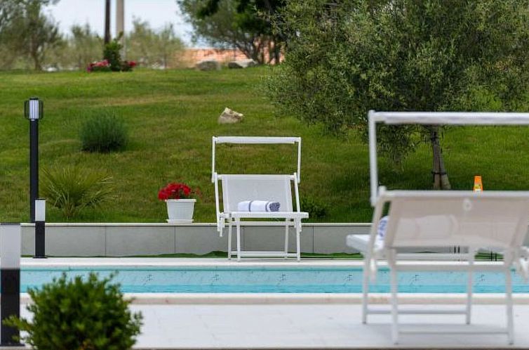 Vakantiehuis Luxury Villa Maria with large pool
