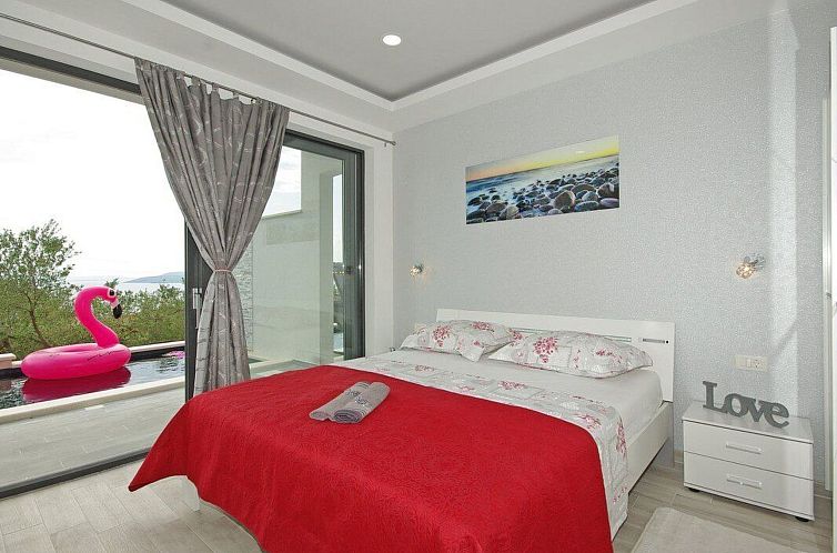 Vakantiehuis in Makarska mit Privatem Pool