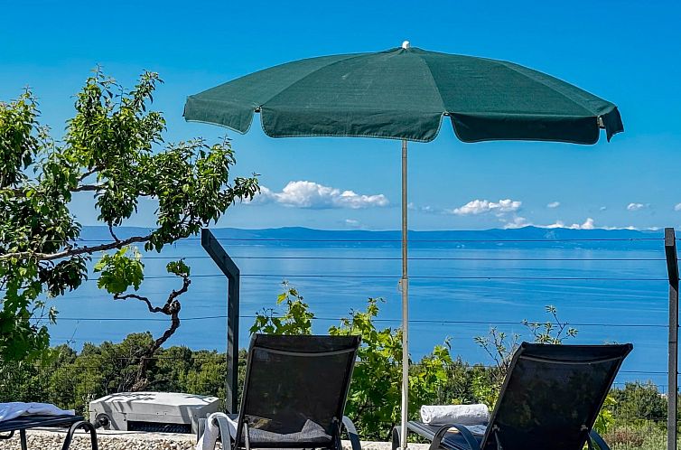 Unterkunft 1032336 - Ferienhaus Dalmatien - Vakantiehuis Villa Kety mit Pool