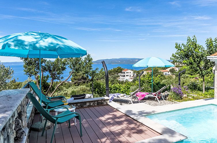 Vakantiehuis Villa Kety mit Pool
