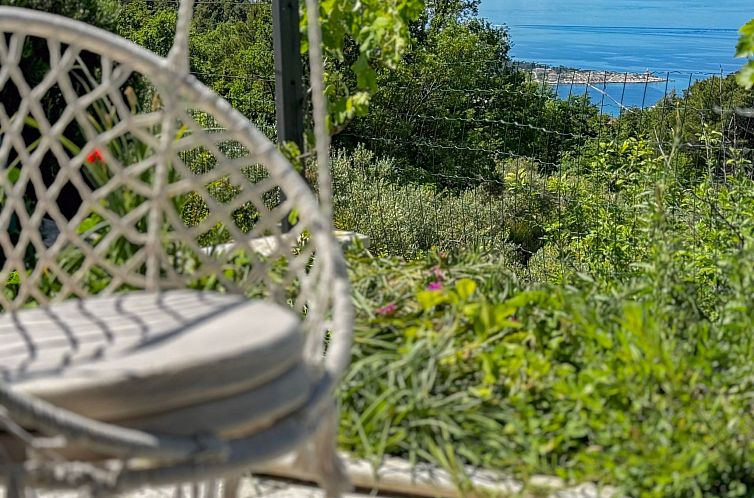 Vakantiehuis Villa Kety mit Pool