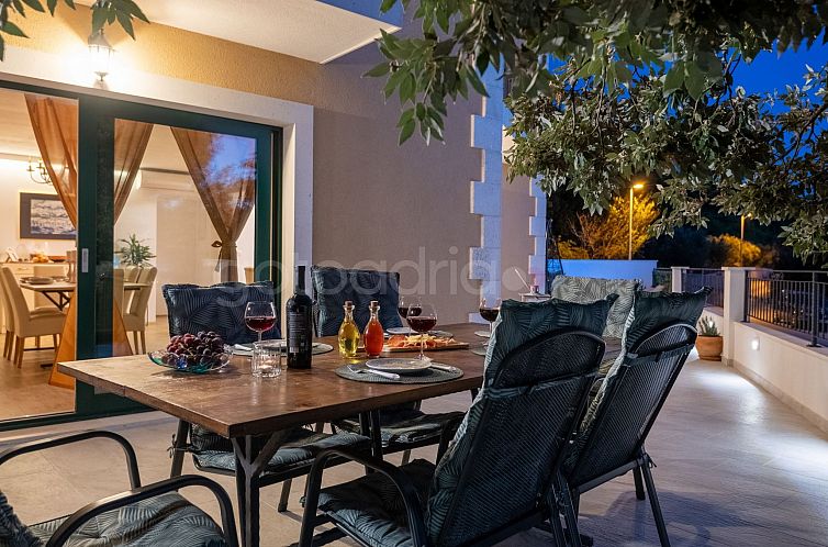 Vakantiehuis ★ Modern Villa Gabrielle★ Private Pool ★ 