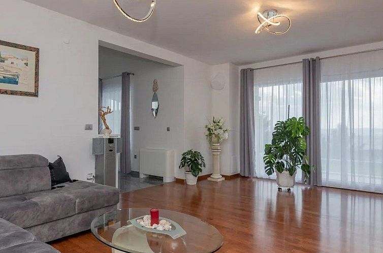 Vakantiehuis Villa Mira Mel