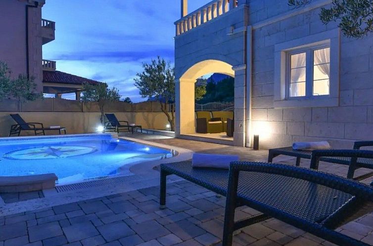 Vakantiehuis Villa Tomo