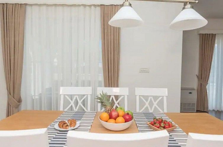 Vakantiehuis Villa Tomo