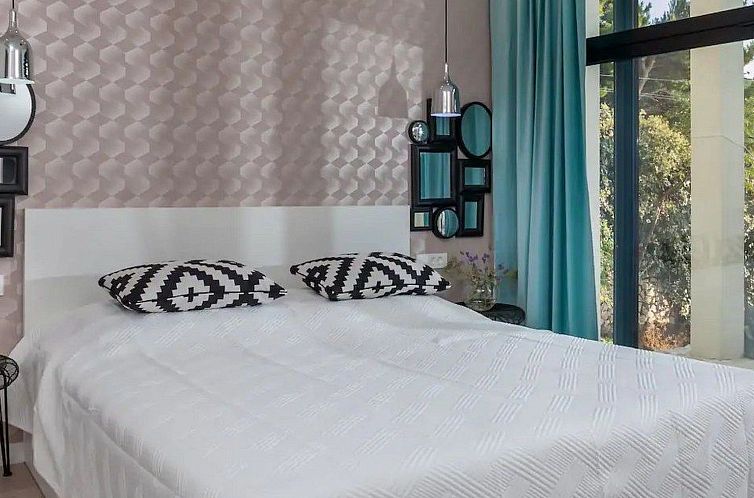 Vakantiehuis Stylische Villa -Tres Chic- in Makarska